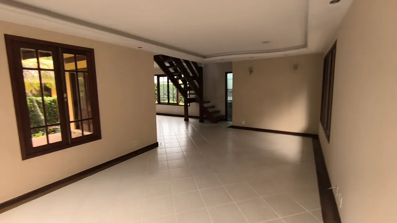 115 m² house with a grill on the balcony and a bathtub — photo 18