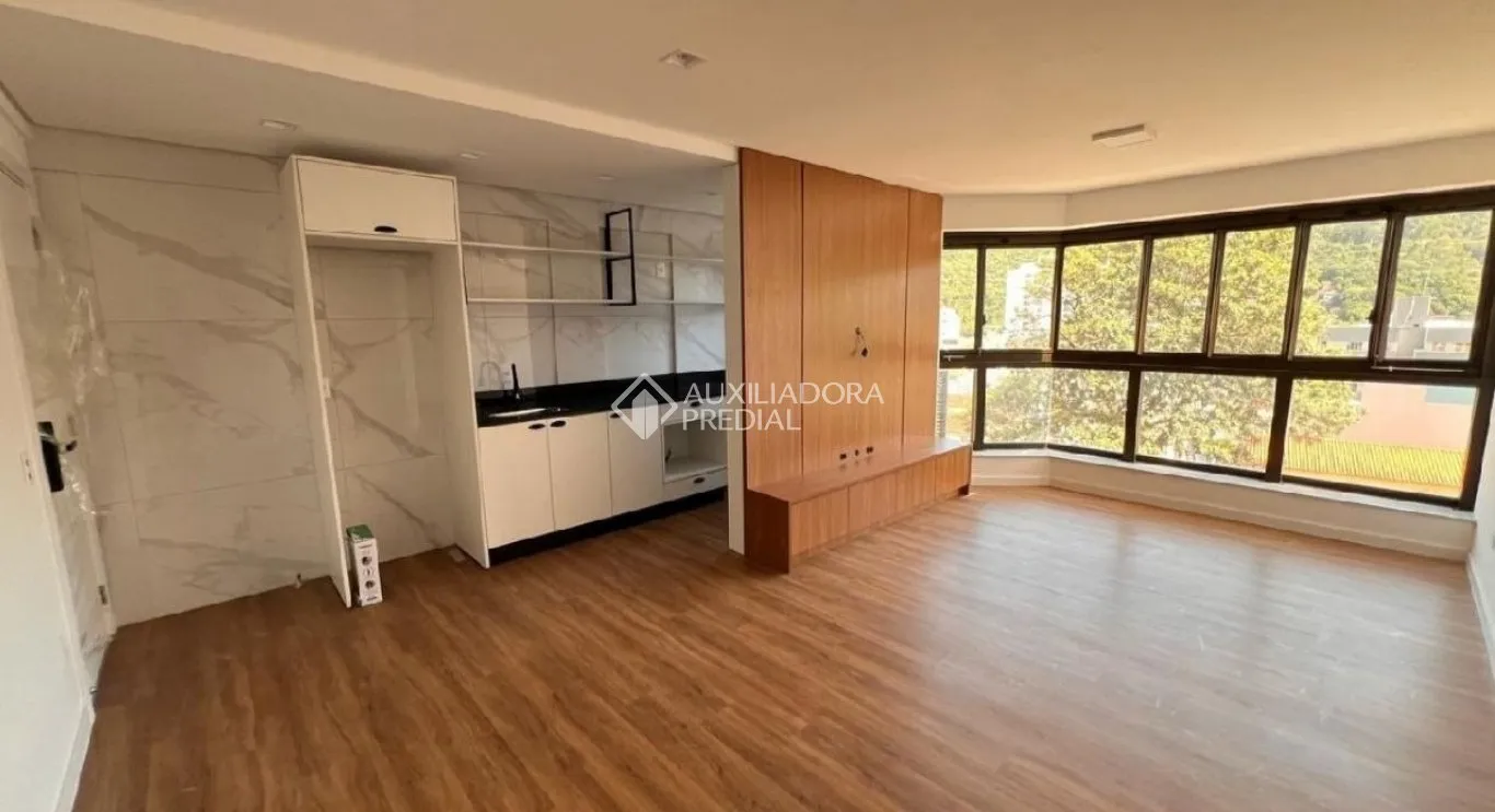 70 m² apartment with 2 bedrooms and 1 parking spot — photo 4