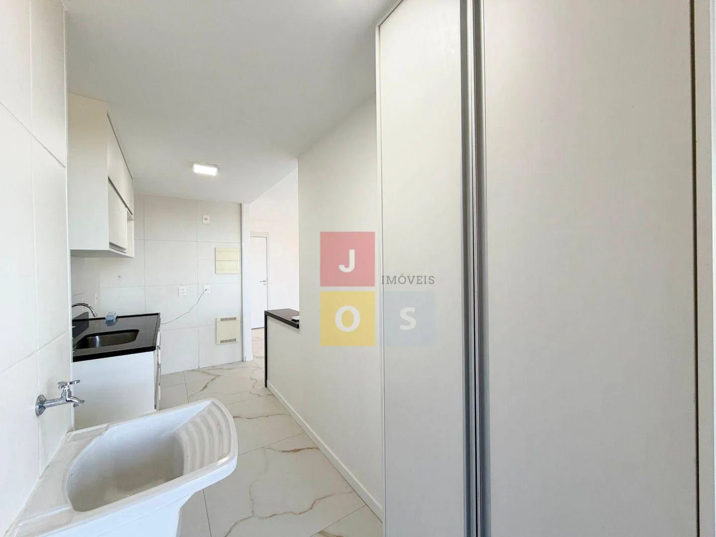 80 m² apartment with 2 bedrooms and a glass balcony — photo 45