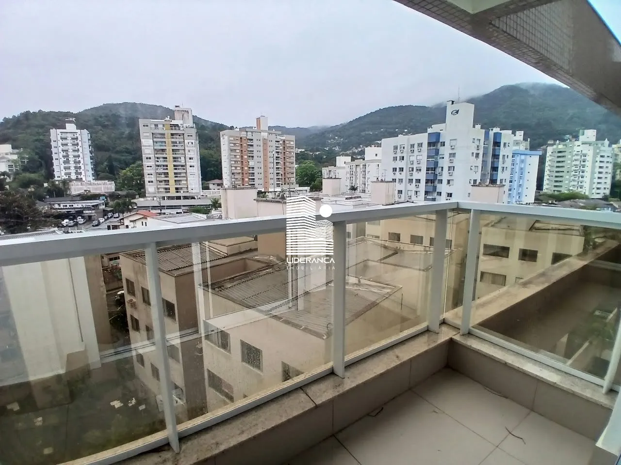 Mountain view in a 2-bedroom apartment, 79 m²