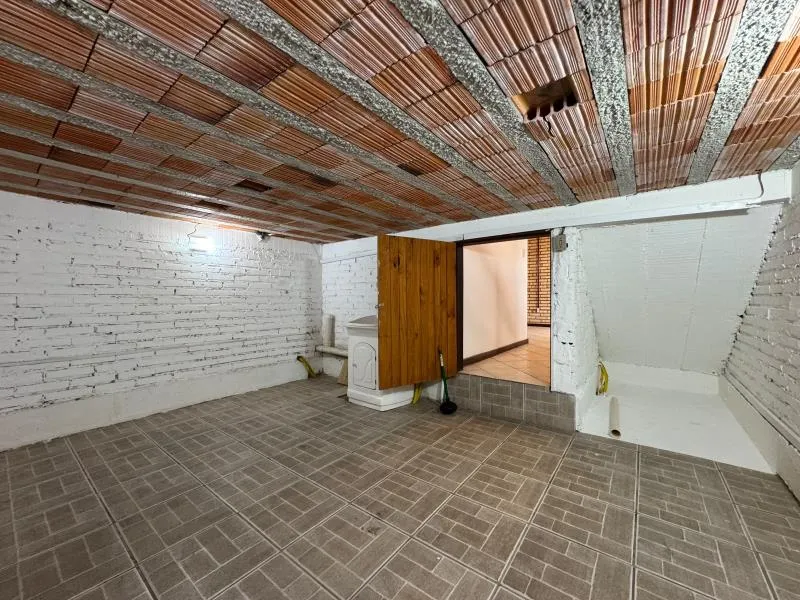 Water view in a 2-bedroom apartment, 65 m² — photo 17