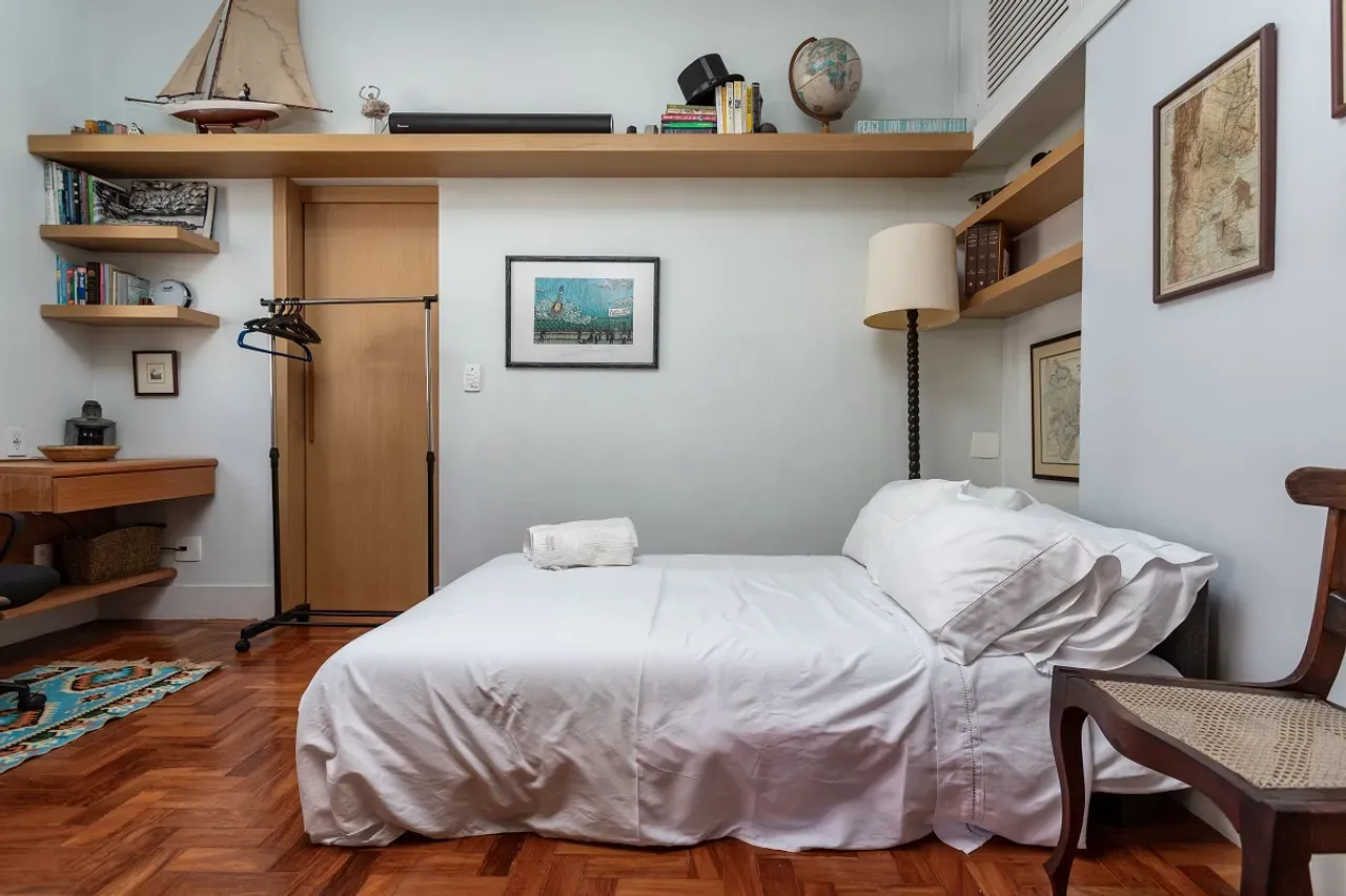 120 m² apartment with 2 bedrooms, 2 baths and a terrace — photo 18