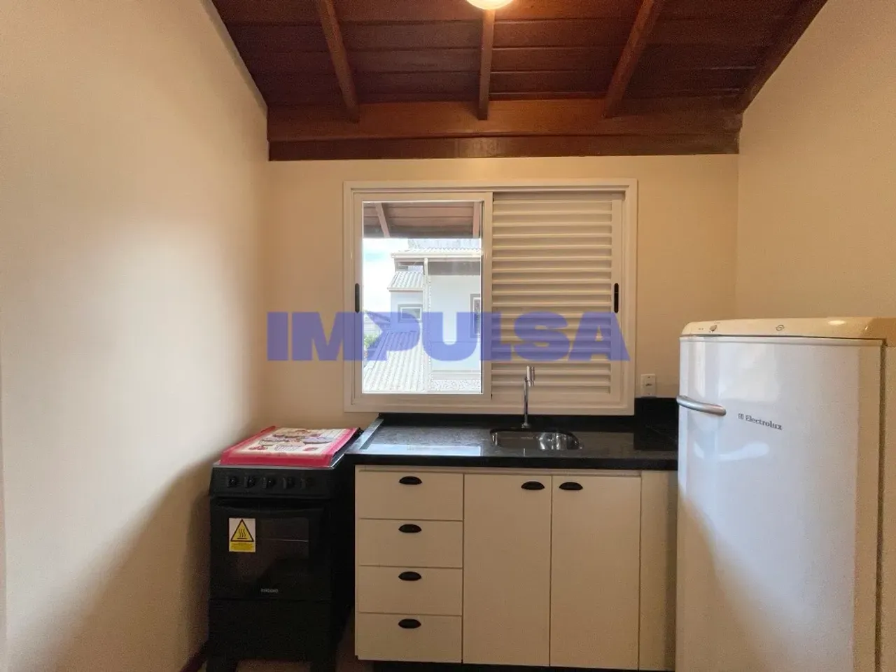 Furnished 1-bedroom apartment with 1 parking spot — photo 12