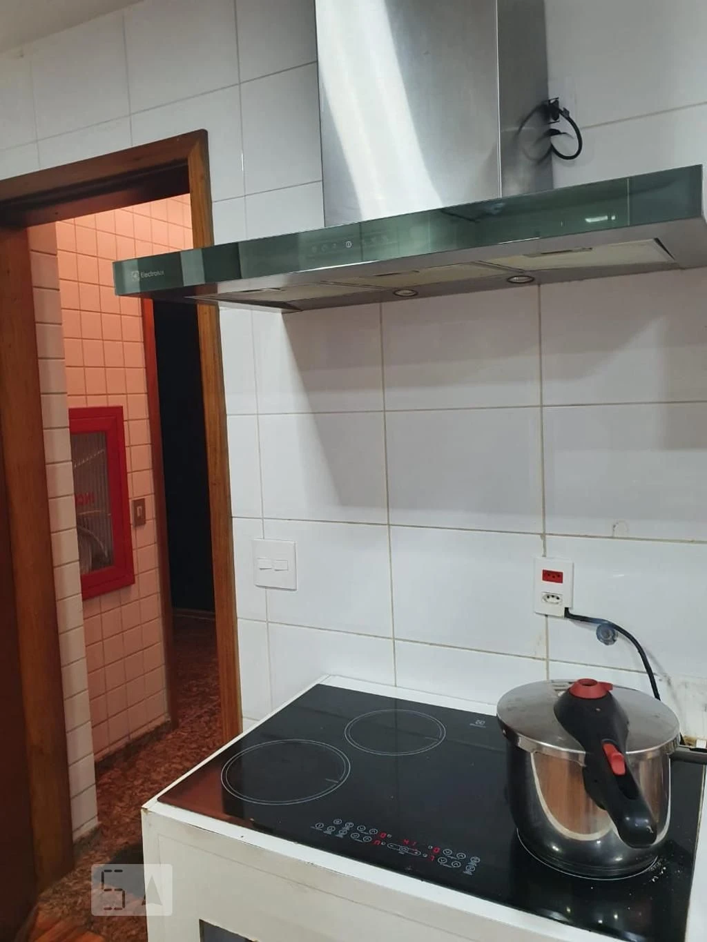Apartamento mobiliado de 3 quartos com 2 banheiros — photo 4
