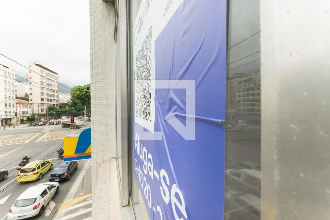 Apartamento de 2 quartos com varanda envidraçada — photo 37