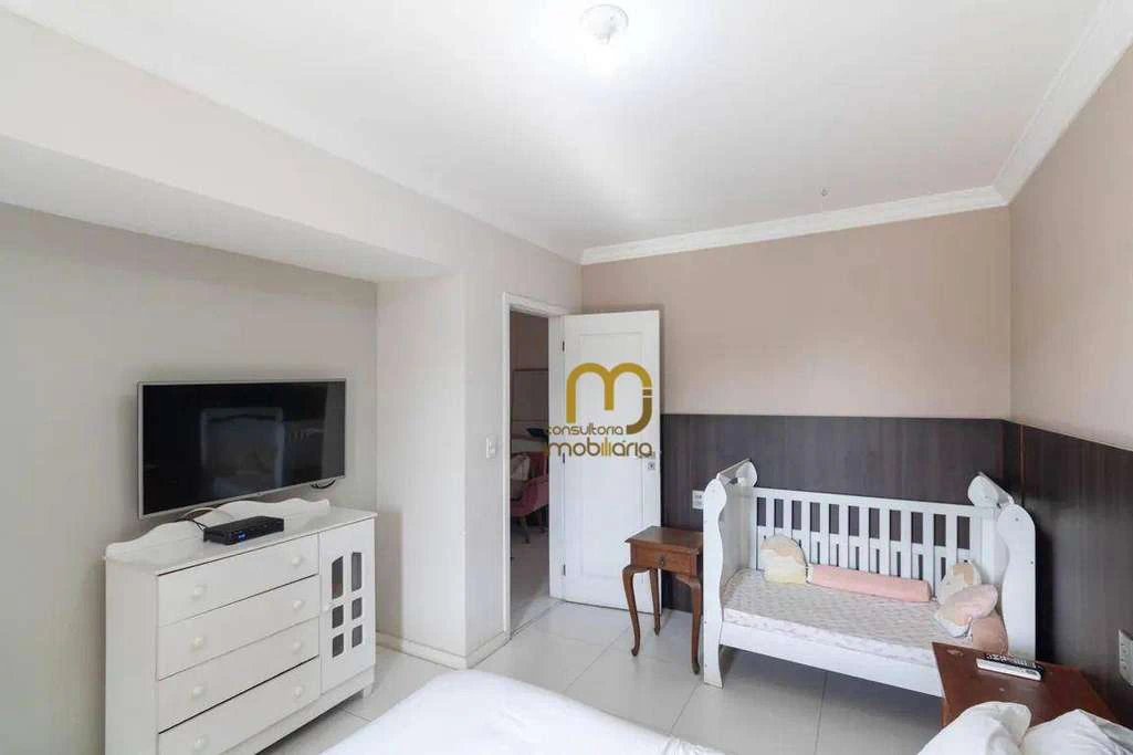 Furnished 2-bedroom house with 190 m² and 2 parking spots — photo 20