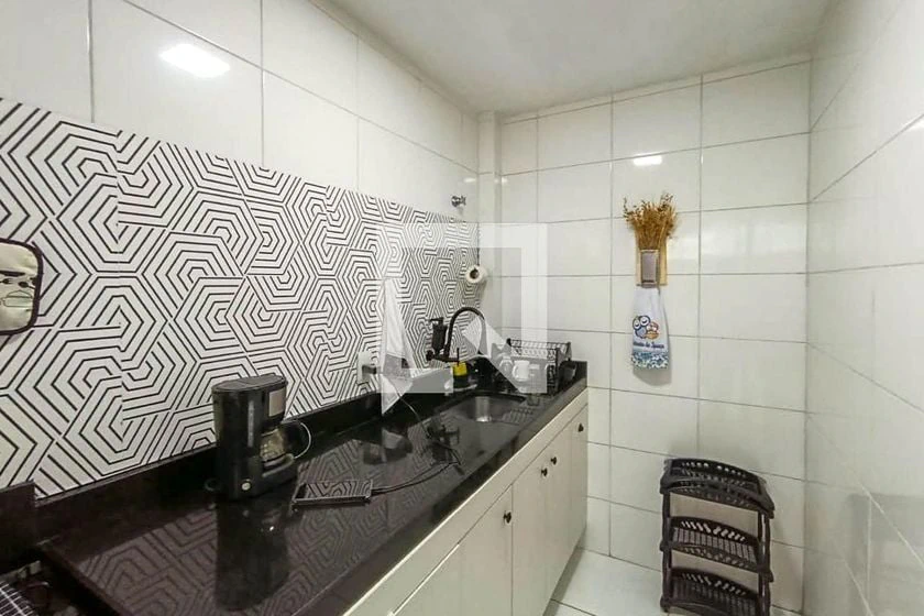 2-bedroom house for rent with a gas stove kitchen — photo 27