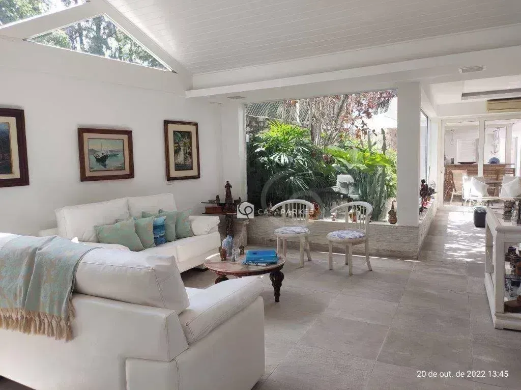 House with 5 bedrooms and 5 bathrooms, 500 m² — photo 4