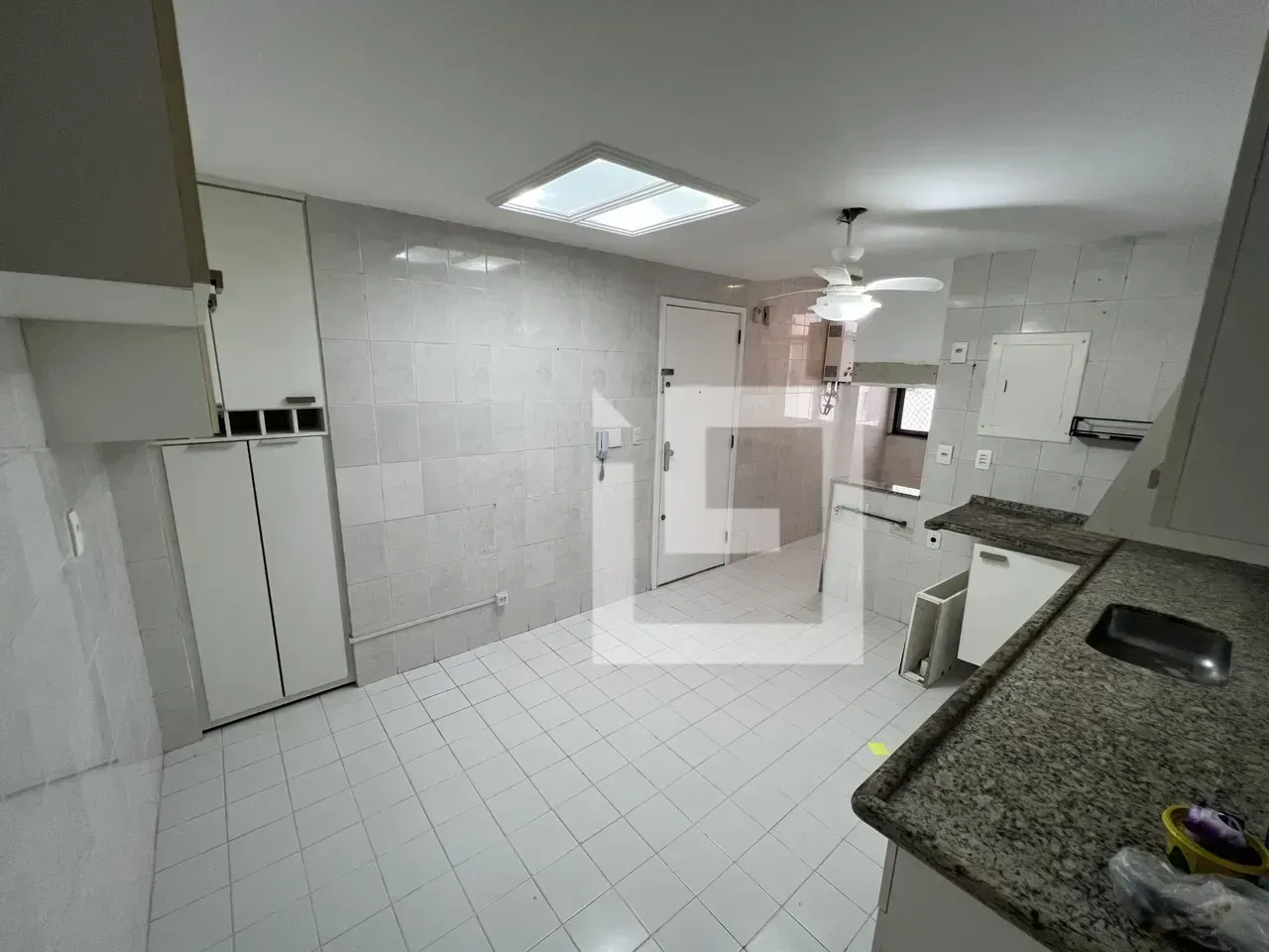 Apartamento com 3 quartos e varanda fechada — photo 3