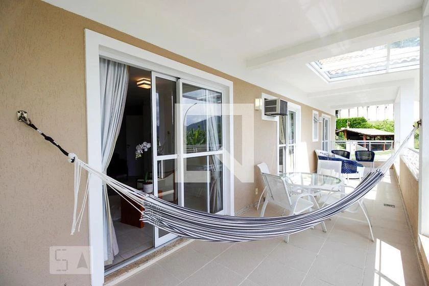 House for rent with 4 en-suite bedrooms and 450 m² — photo 30