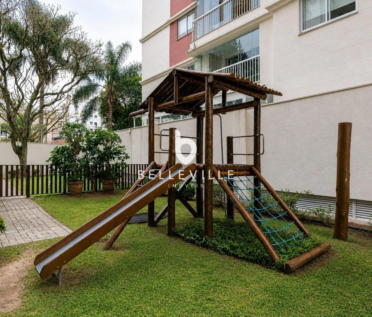 3-bedroom apartment with a grill on the balcony — photo 37