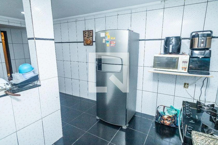 Casa de 100 m² com espaço de home office e máquina de lavar — photo 21