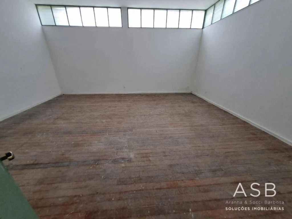 Casa com 5 quartos e varanda, 1212 m², 5 banheiros — photo 10