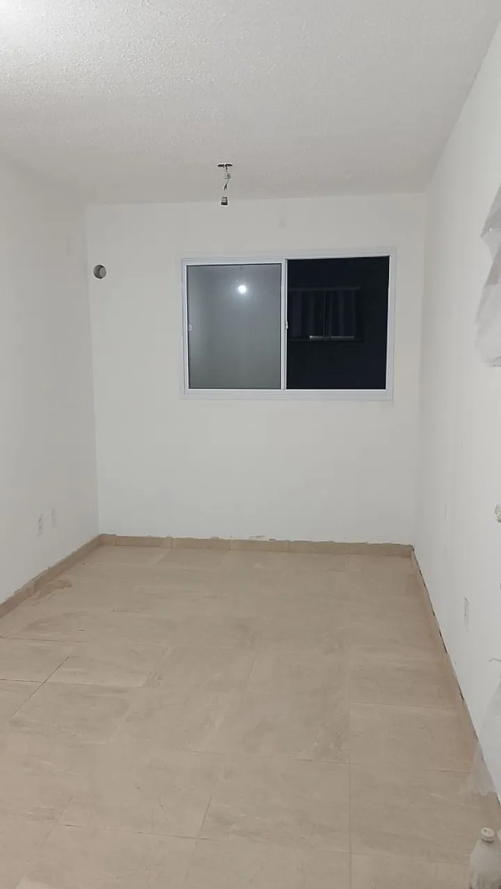 2-bedroom apartment in a building with a gym — photo 2
