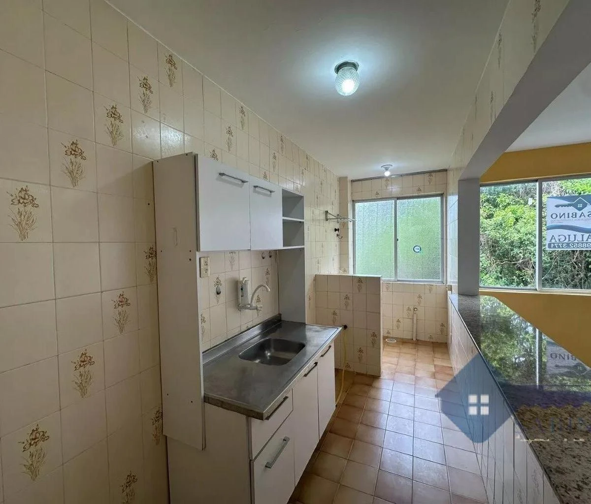 Деревянный пол или ламинат и 1 спальня: квартира 63 м² — photo 2