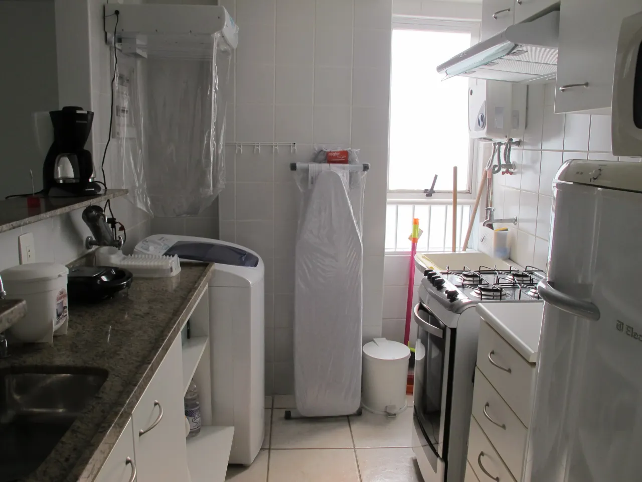 Furnished 1-bedroom apartment with 1 parking space — photo 2
