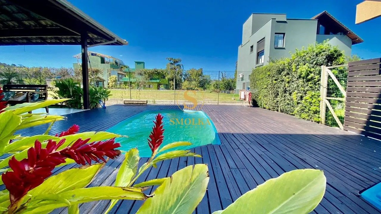 2-bedroom apartment with a home office in Florianópolis — photo 38