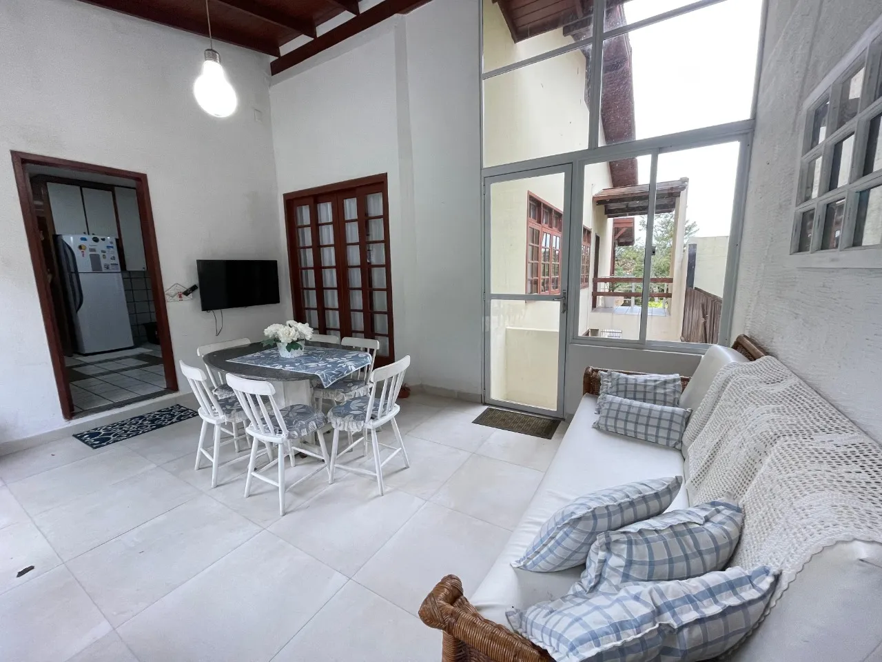Furnished house with private garden and BBQ — photo 16