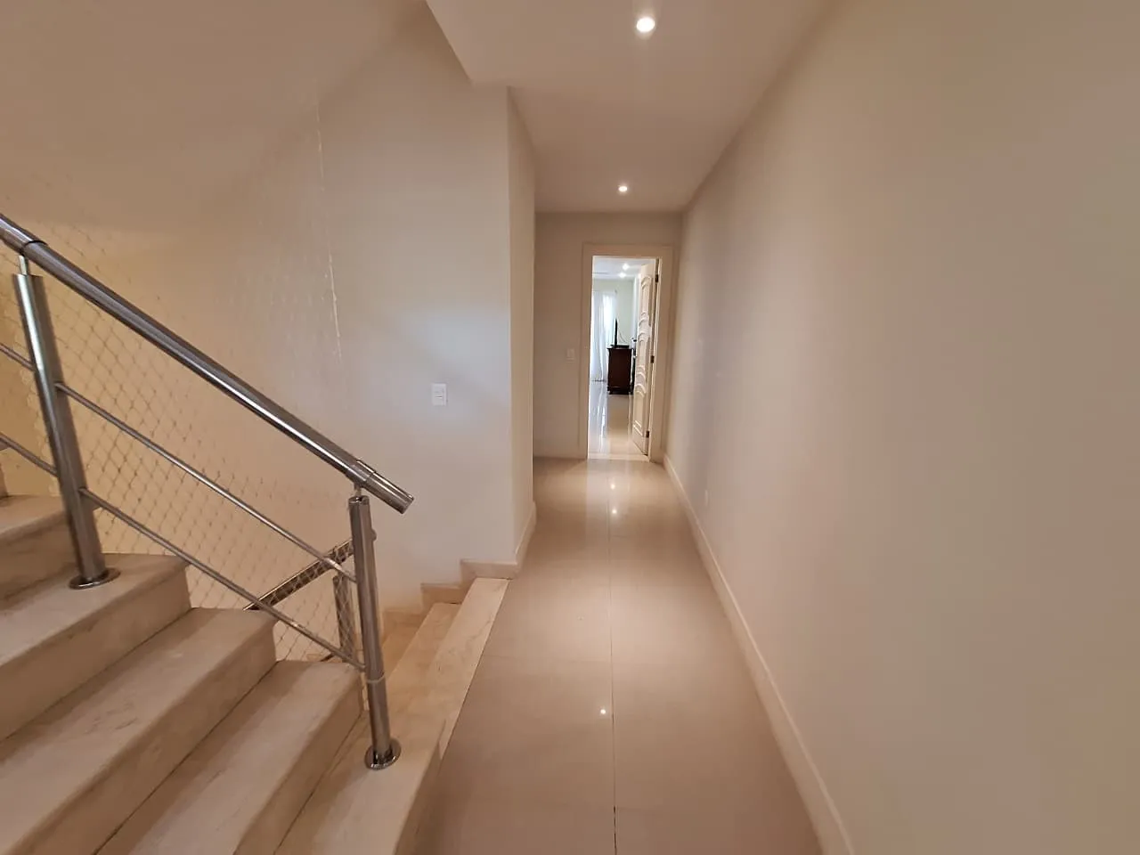 Furnished house with 4 bedrooms and 5 bathrooms — photo 39