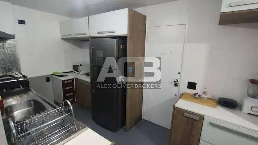 Furnished 3-bedroom apartment with 130 m² — photo 9
