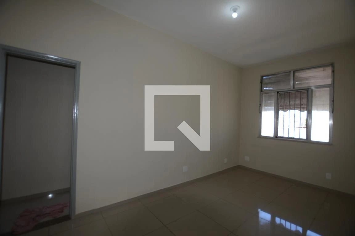 Apartamento com 2 quartos, 1 banheiro e 1 vaga — photo 8