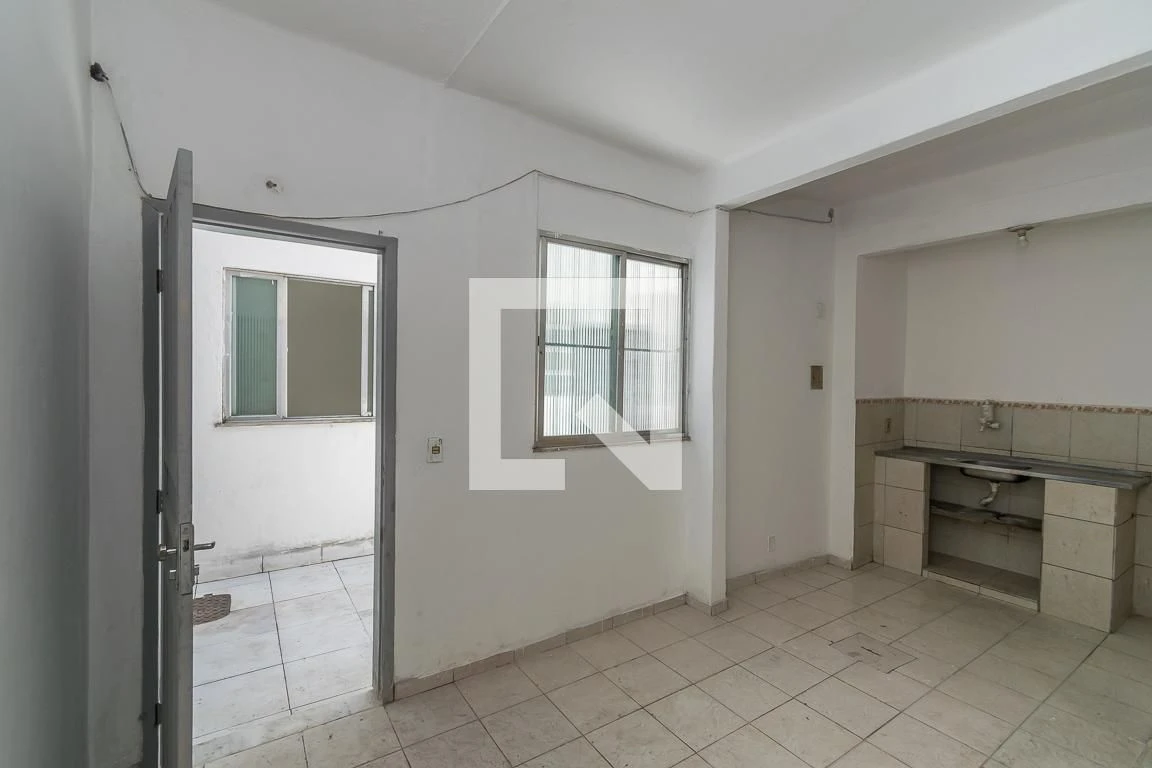 House with 2 bedrooms and a balcony — photo 23