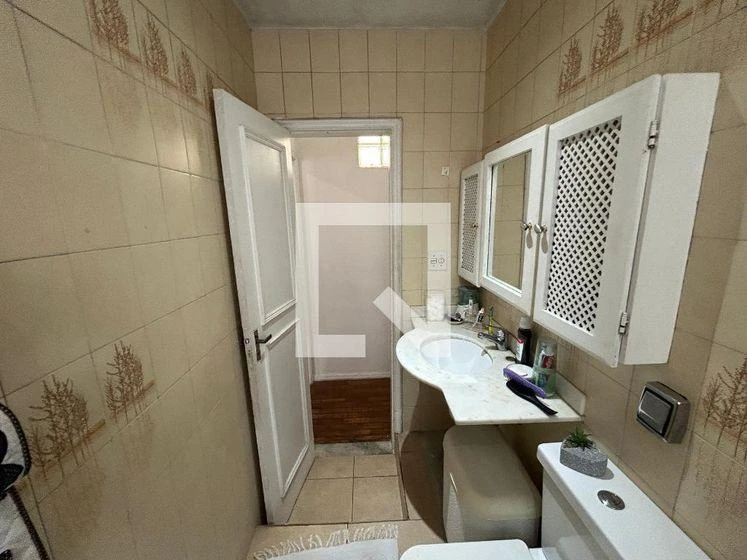270 m² house with a glass-enclosed balcony and a dryer — photo 34