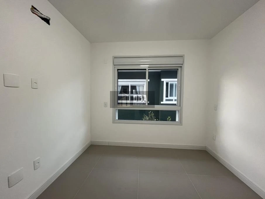 Casa de 4 dormitorios con balcón gourmet — photo 13
