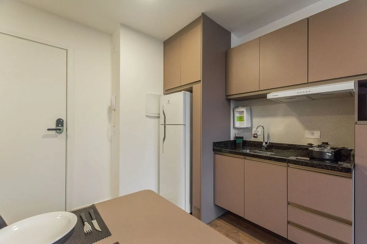 Apartment on the 5th floor with wood or laminate floors — photo 7