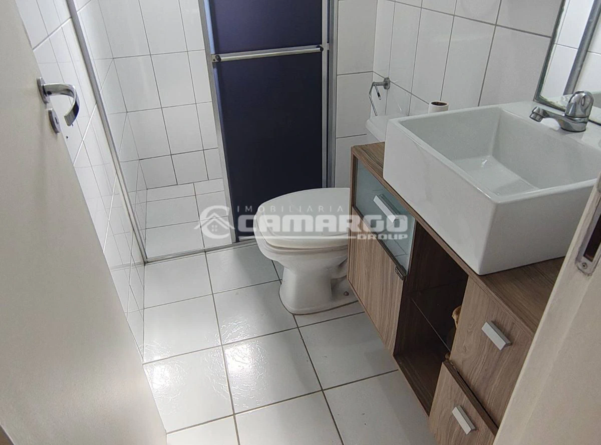 Wood or laminate floors in a 3-bedroom apartment, 56 m² — photo 28