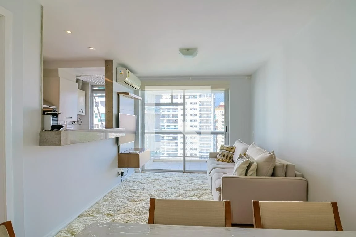 Apartamento mobiliado com 2 quartos, varanda e vaga — photo 12
