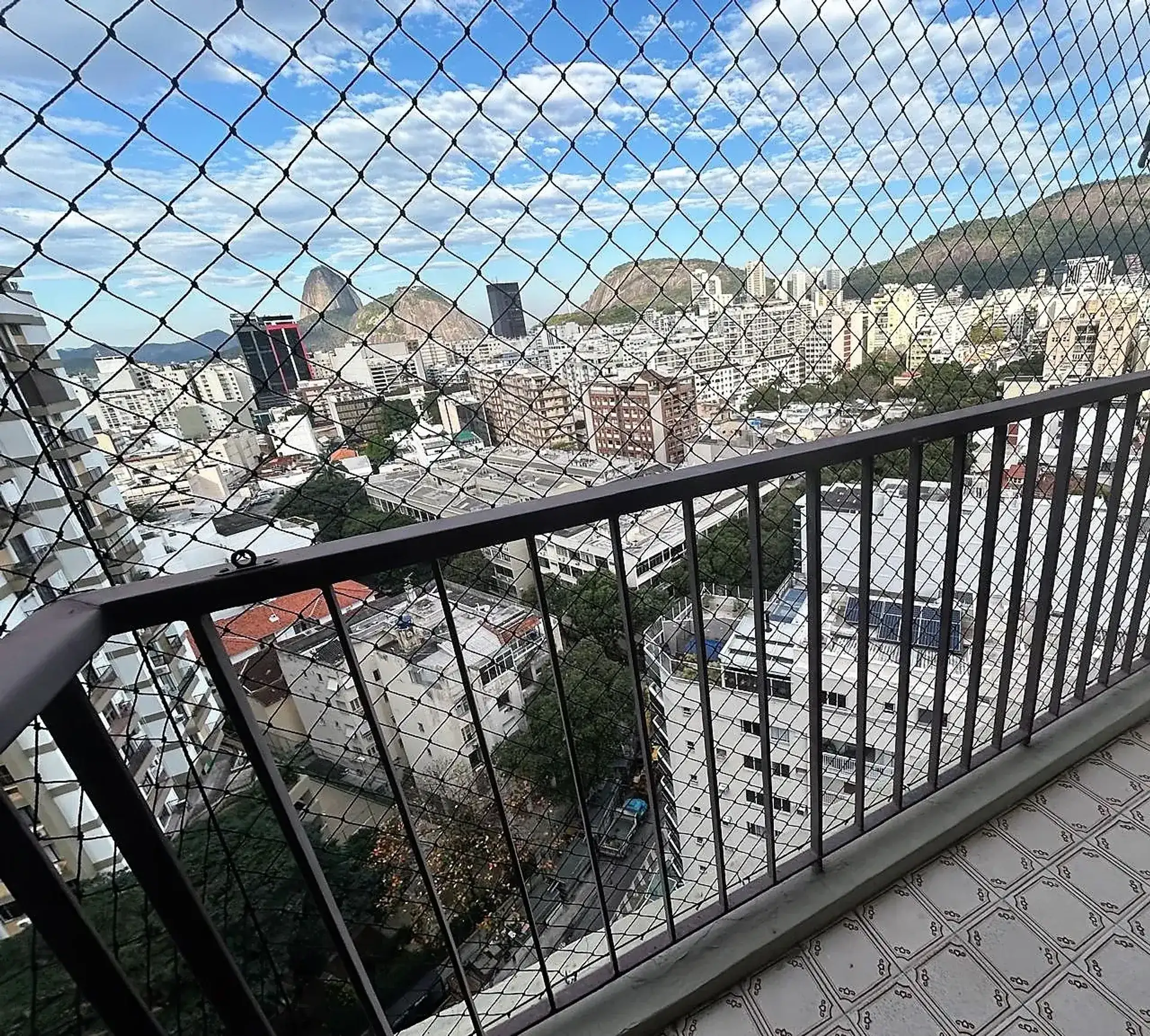 3-bedroom apartment with laundry area and 105 m² — photo 41