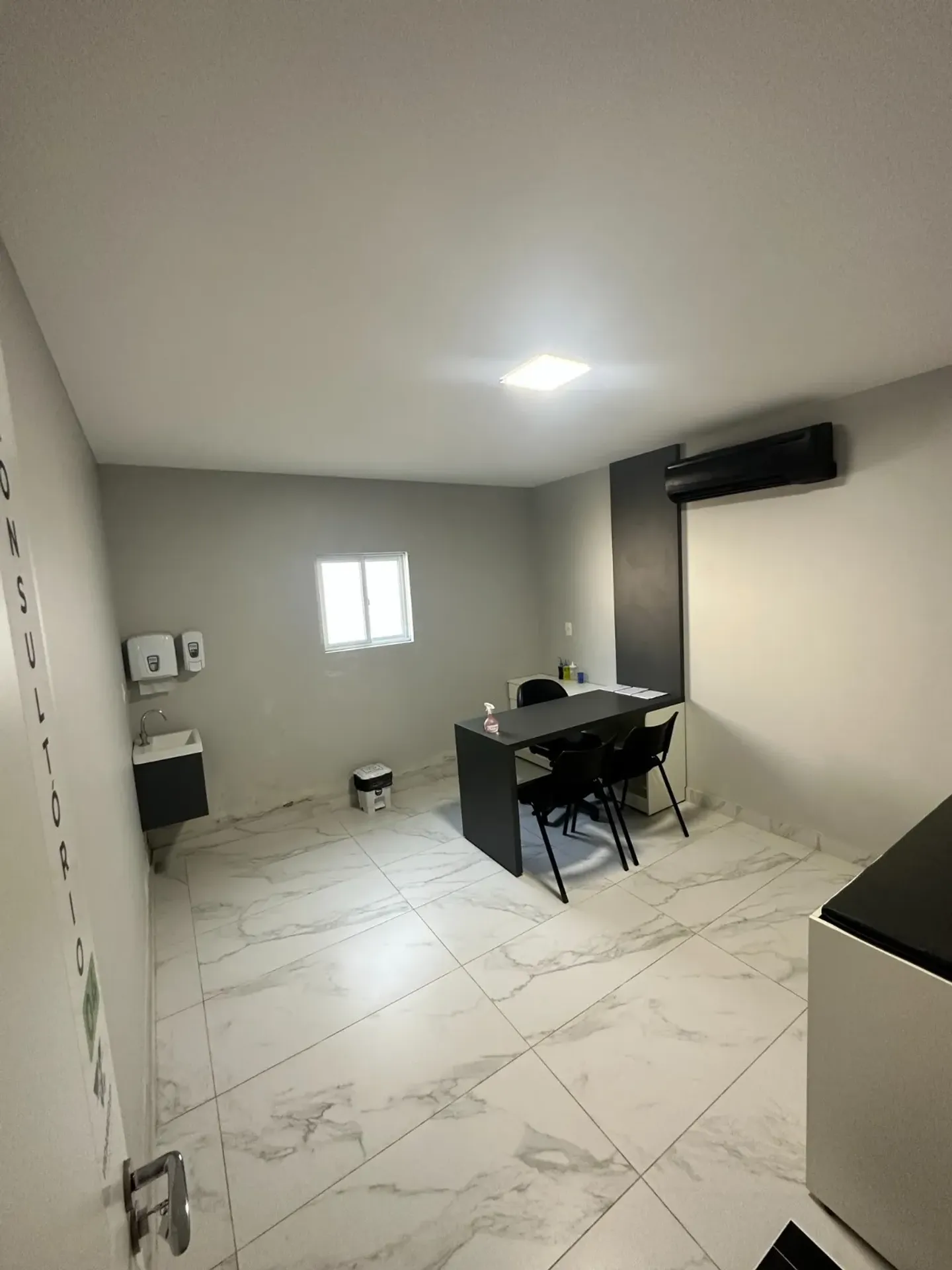 Estudio sin amueblar con 1 dormitorio y baño en suite — photo 7