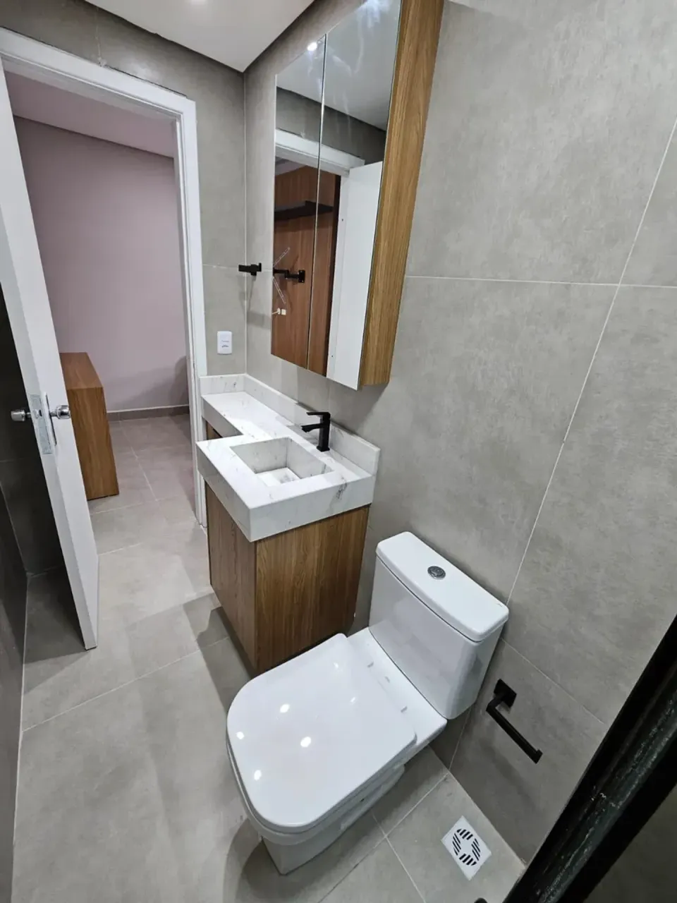 1-bedroom apartment with an equipped kitchenette corner — photo 10