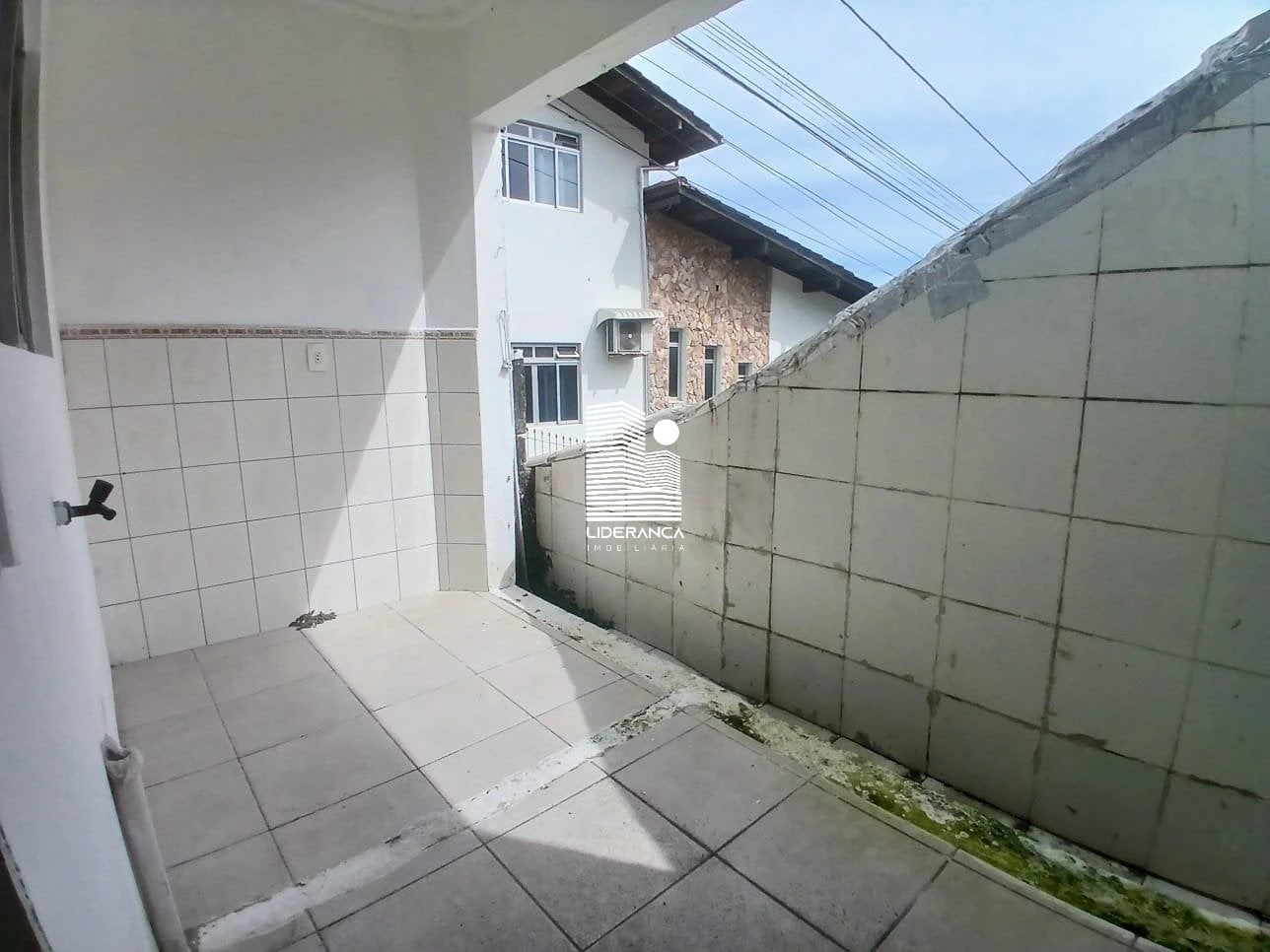 Casa, 236 m², con balcón cerrado con vidrio — photo 11