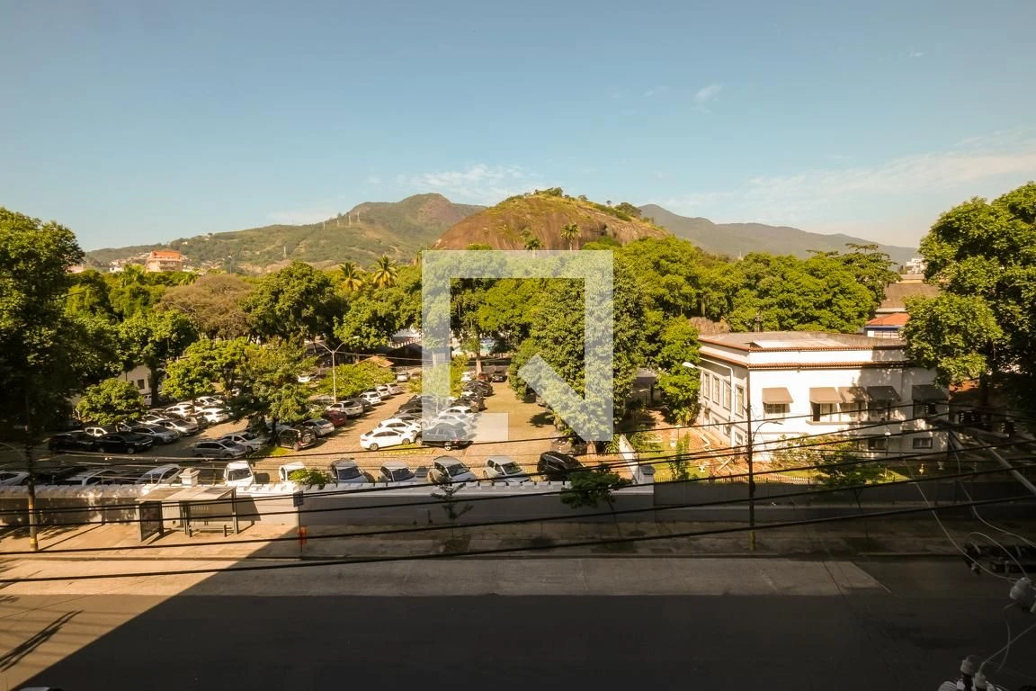 Furnished apartment with 3 bedrooms and private BBQ — photo 43