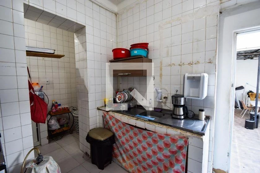 Дом с 4 спальнями, 3 парковками и частным садом — photo 42