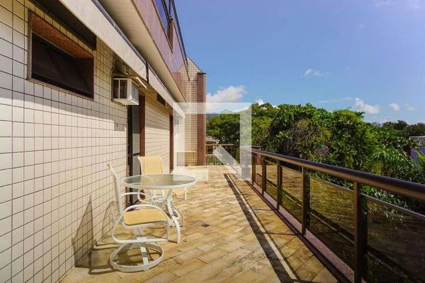 Duplex with 5 bedrooms and 550 m², 5 parking spaces — photo 16
