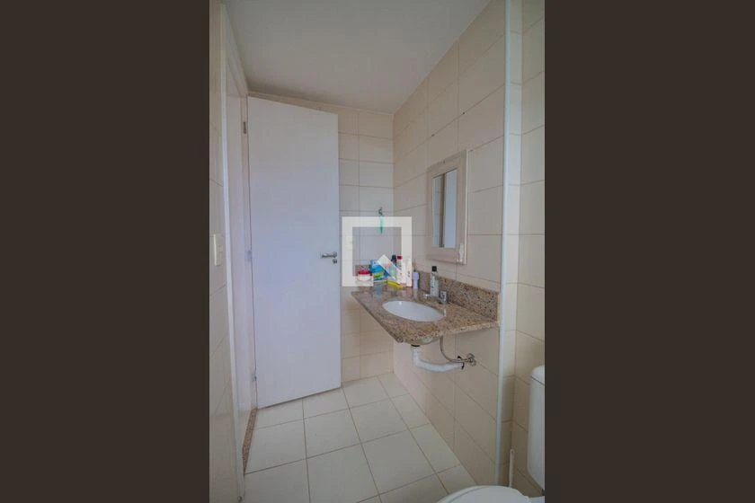 Furnished 2-bedroom apartment with balcony, 75 m² — photo 31