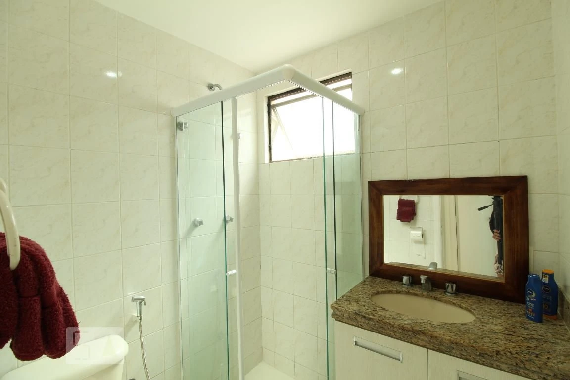 2-bedroom apartment with balcony and 2 parking spots — photo 37