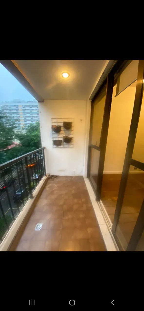 Unfurnished apartment with 2 bedrooms and 3 bathrooms — photo 14