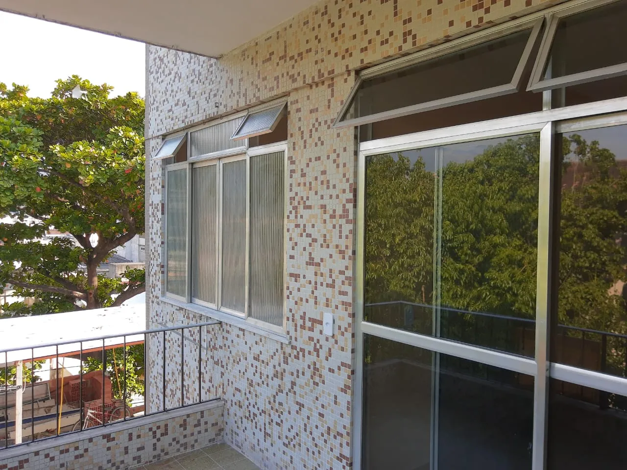 Apartamento com 3 dormitórios e 2 banheiros — photo 2