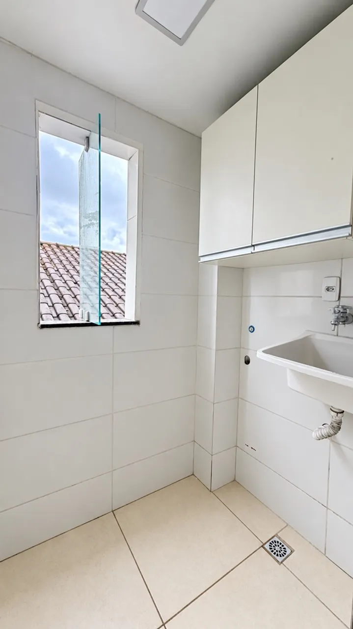 Washing machine in a one-bedroom apartment, 40 m² — photo 4