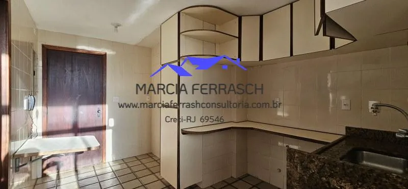 Unfurnished apartment with 3 bedrooms and 3 bathrooms — photo 21