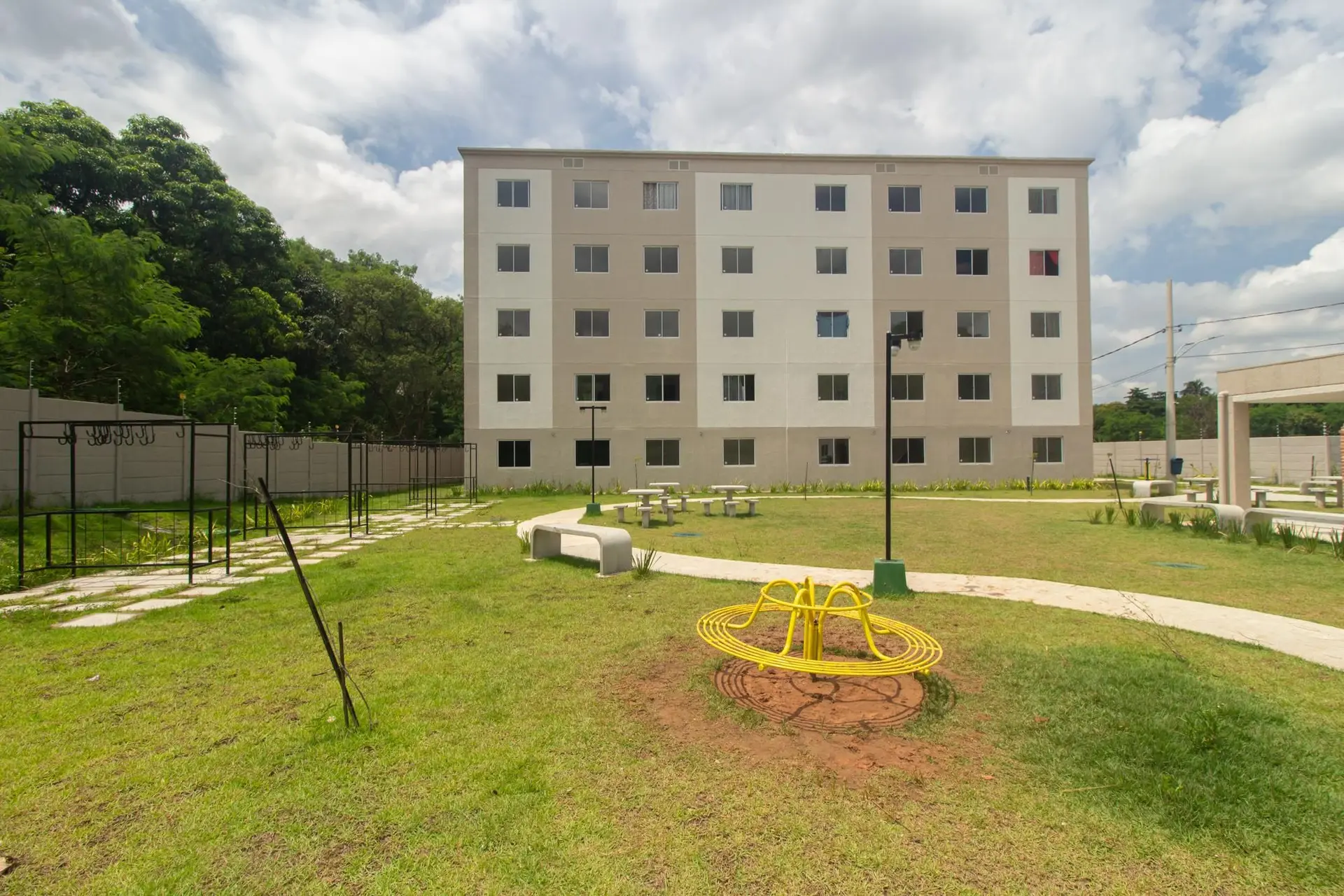 Furnished apartment, 41 m², with a washing machine — photo 29