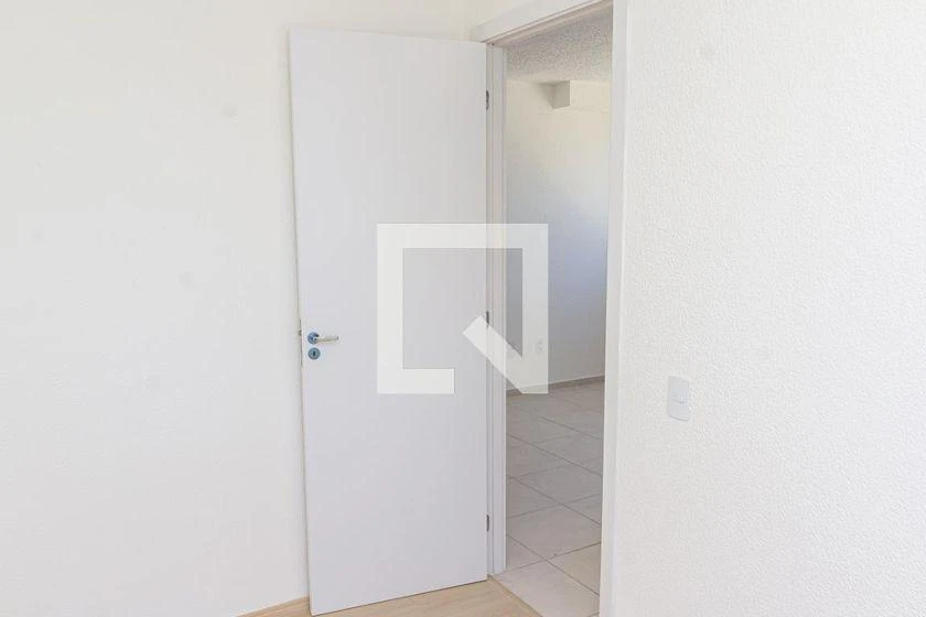 2-bedroom apartment in a building with a pool — photo 44