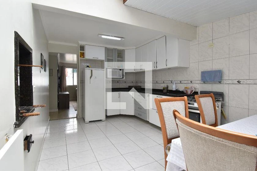 2-bedroom house with a washing machine — photo 33