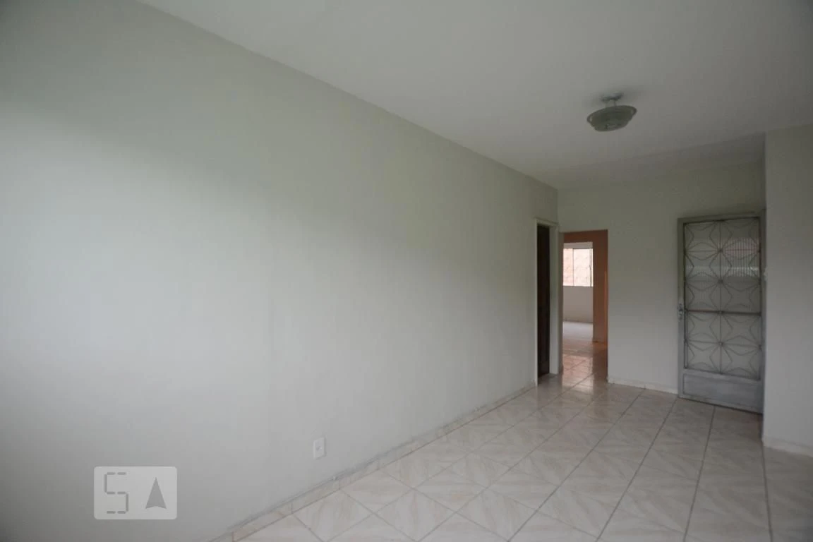 3-bedroom apartment with a glass-enclosed balcony — photo 26