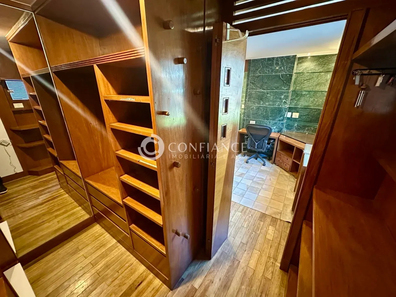 Apartamento de 230 m² com 2 quartos e armários embutidos — photo 27