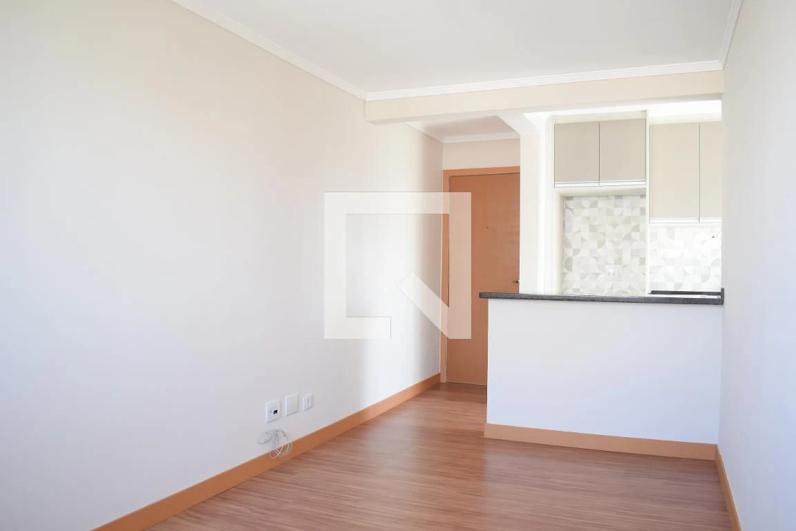 2-bedroom apartment in a building with a gym — photo 6
